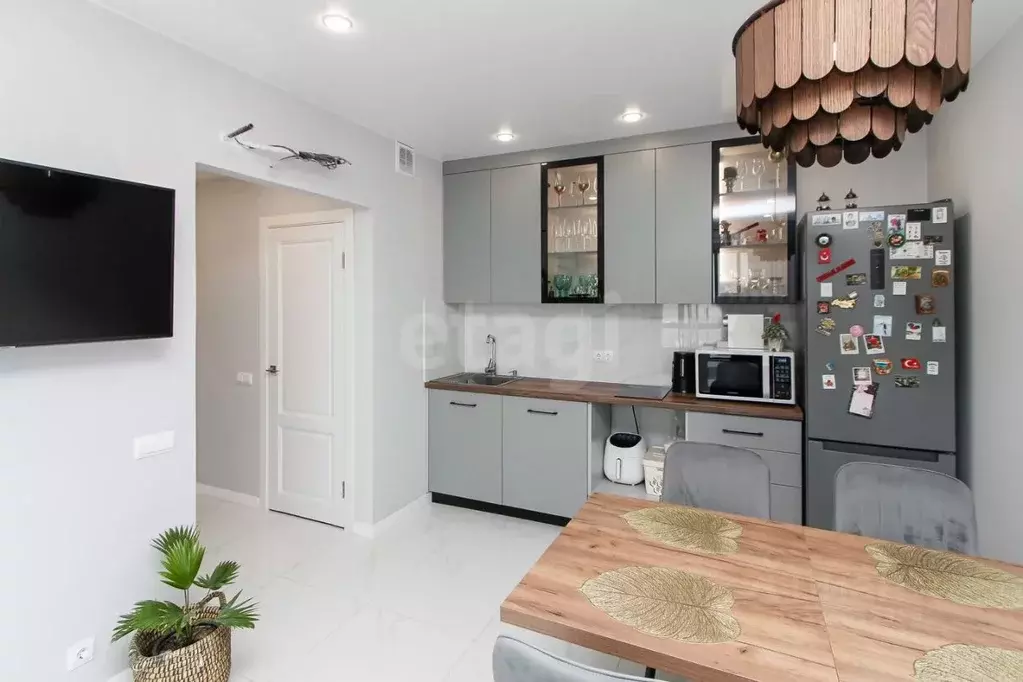 2-к кв. Тюменская область, Тюмень Полевая ул., 117к4 (51.3 м) - Фото 1