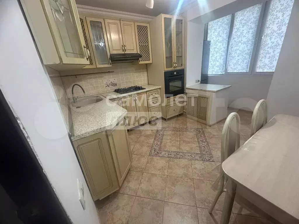 2-к. квартира, 56 м, 2/5 эт. - Фото 0