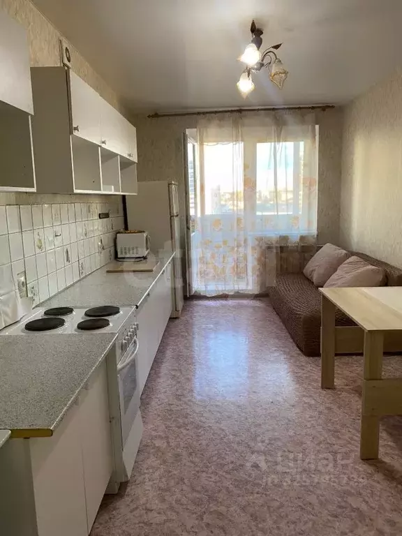 2-к кв. Воронежская область, Воронеж ул. Независимости, 55/8 (80.0 м) - Фото 1