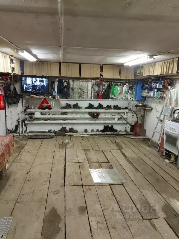 Гараж в Саха (Якутия), Жатай городской округ, Жатай рп ул. Гастелло, ... - Фото 1