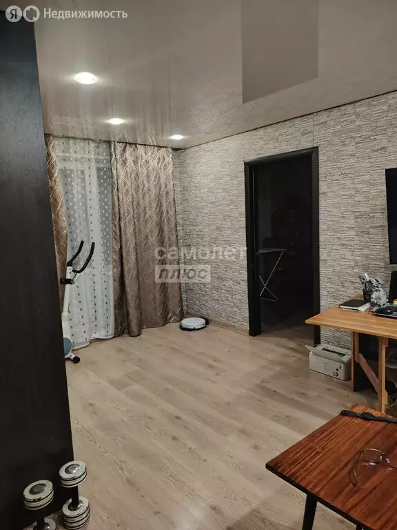 2-комнатная квартира: Златоуст, проспект имени Ю.А. Гагарина, 6-я ... - Фото 1