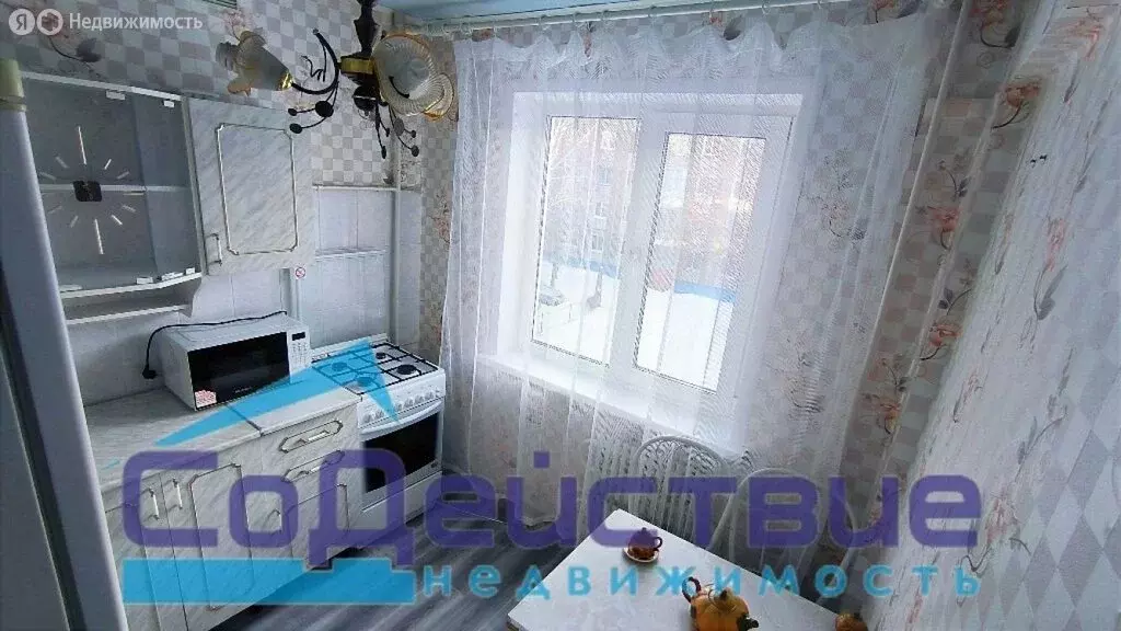1-комнатная квартира: Омск, Волгоградская улица, 2В (30.6 м) - Фото 0