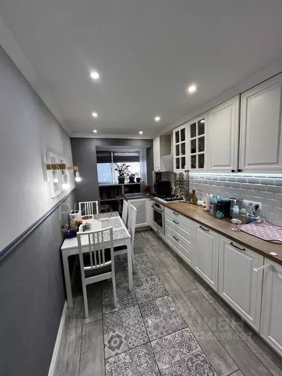 2-к кв. Севастополь ул. Генерала Лебедя, 12 (55.0 м) - Фото 1