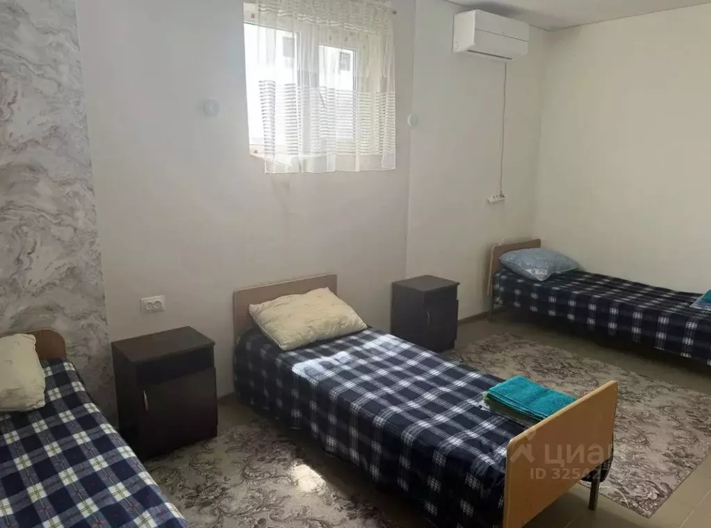 Комната Дагестан, Избербаш ул. Алиева Али Зуркарнаевича, 62 (30.0 м) - Фото 1