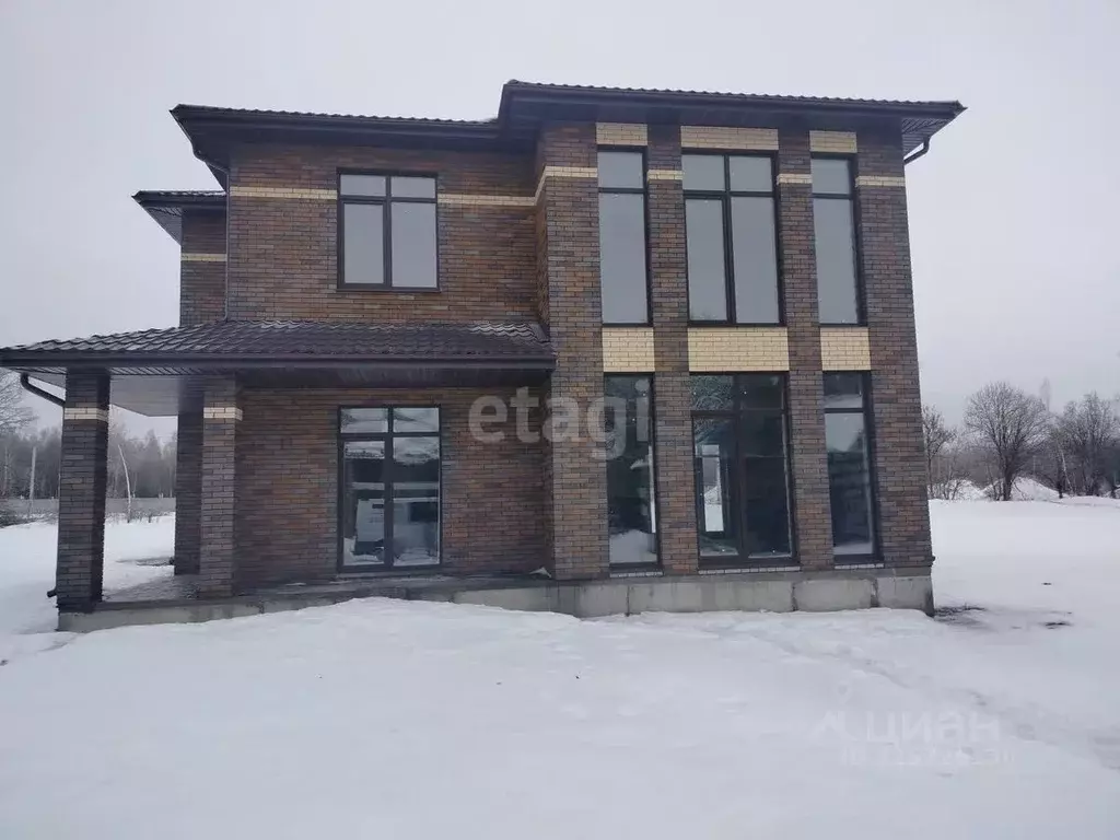 Дом в Брянская область, Брянский район, пос. Мичуринский  (120 м) - Фото 1