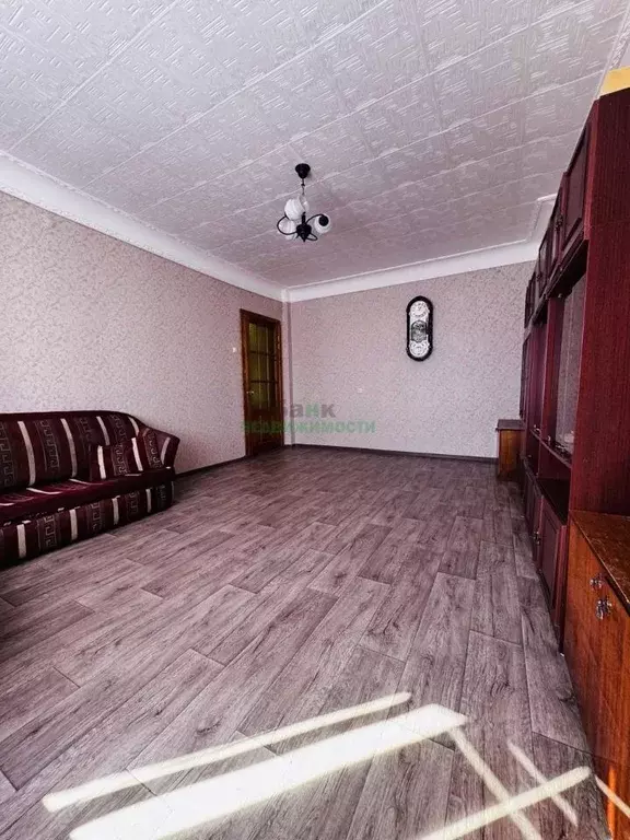 4-к кв. Саратовская область, Вольск ул. Талалихина, 32Б (97.9 м) - Фото 1