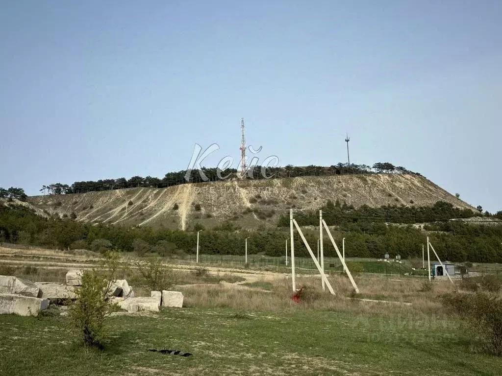 Участок в Крым, Феодосия ул. Исметий (6.0 сот.) - Фото 1