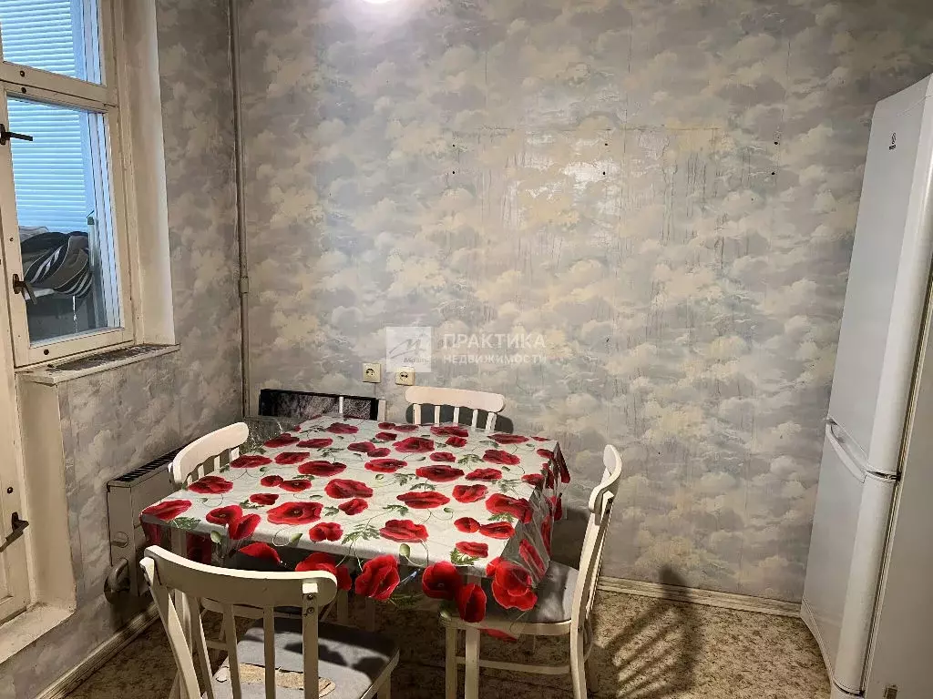 Продается 3-комнатная квартира - Фото 1