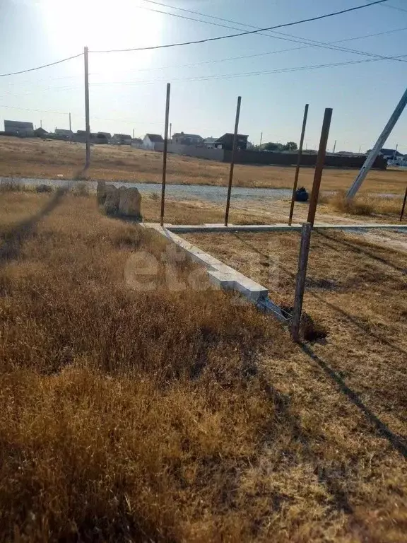 Участок в Крым, Сакский район, Суворовское с/пос, с. Каменоломня ул. ... - Фото 1