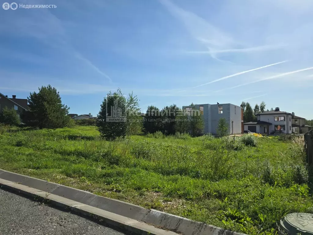 Участок в Доброград, посёлок Доброград, Цветочная улица, 12 (10.2 м) - Фото 1
