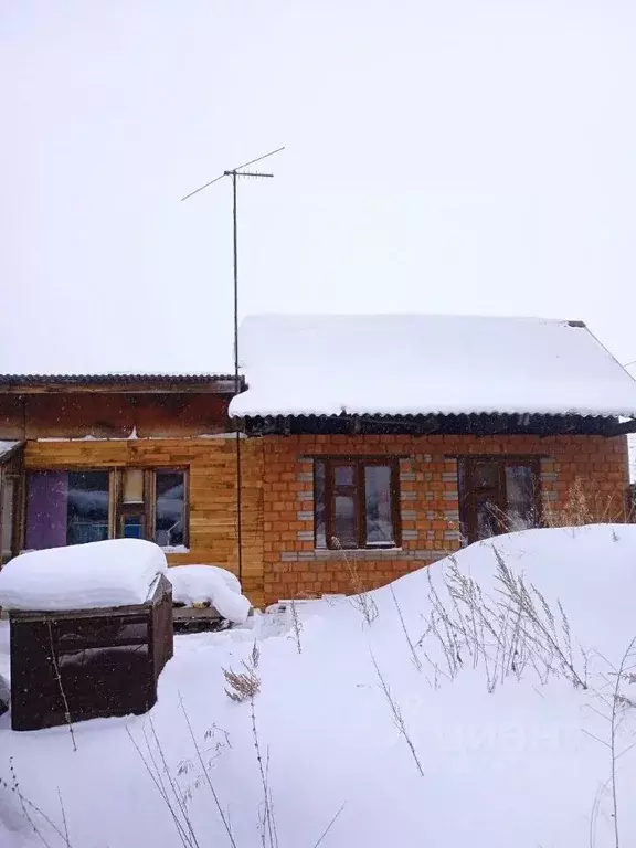 Дом в Иркутская область, Братск Падун жилрайон, ул. Садовая, 11А (51 ... - Фото 1