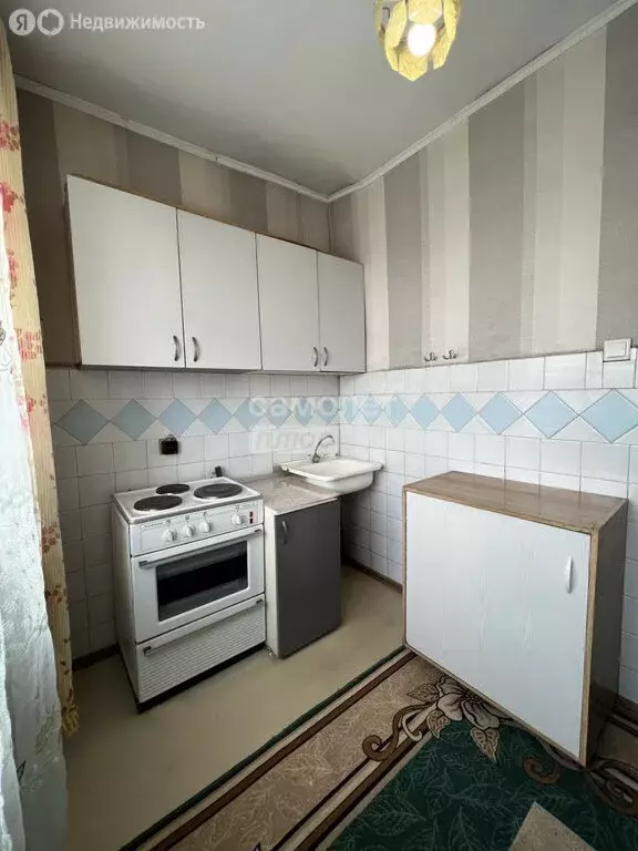 1-комнатная квартира: Бийск, улица Разина, 82 (30 м) - Фото 2