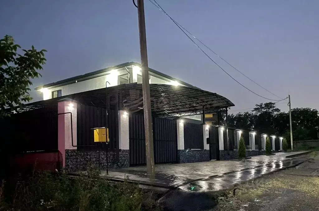 Дом в Ставропольский край, Железноводск городской округ, пос. ... - Фото 2