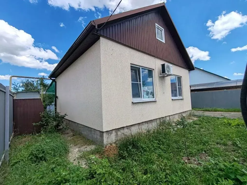 Дом в Краснодарский край, Белореченск ул. Верности, 1А (50 м) - Фото 1