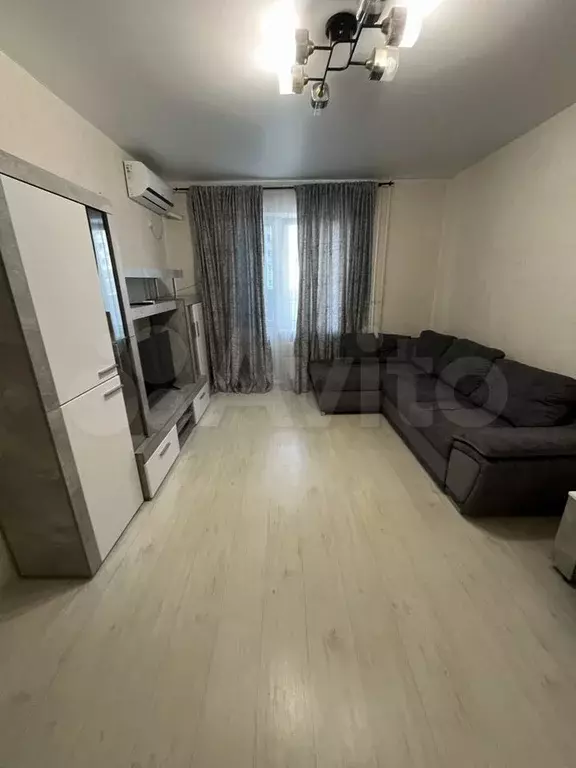 2-к. квартира, 60 м, 3/16 эт. - Фото 0