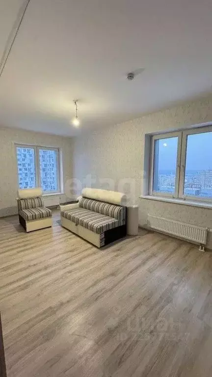 3-к кв. Пермский край, Пермь ул. Революции, 48В (83.9 м) - Фото 1