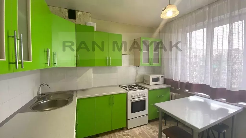 3-к кв. Адыгея, Майкоп 7-й пер., 14 (64.8 м) - Фото 1