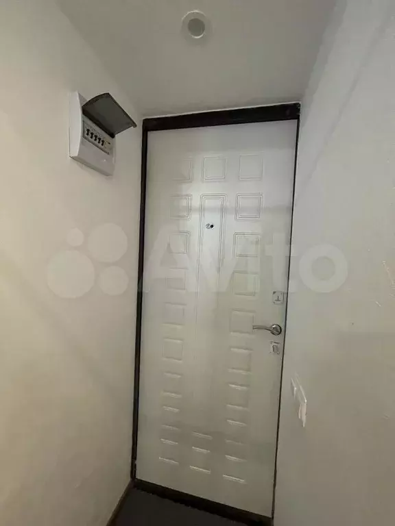 Комната 30 м в 6-к., 1/6 эт. - Фото 1