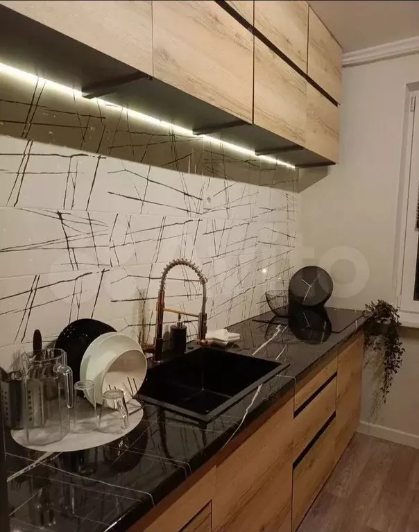 1-к. квартира, 35 м, 9/10 эт. - Фото 0