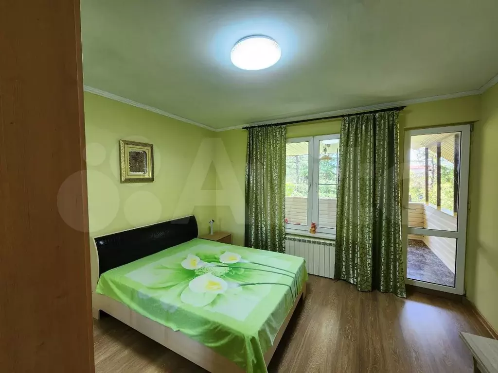 Комната 14 м в 3-к., 3/3 эт. - Фото 0