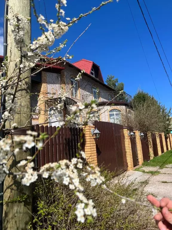 Дом в Новгородская область, Крестцы рп ул. Южная, 61 (300 м) - Фото 1