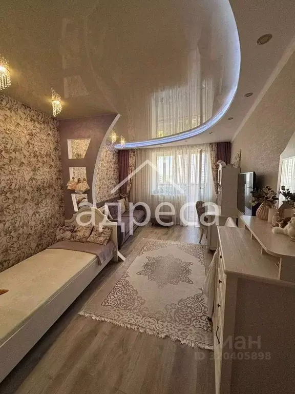 3-к кв. Самарская область, Самара ул. Виталия Талабаева, 6 (96.0 м) - Фото 0