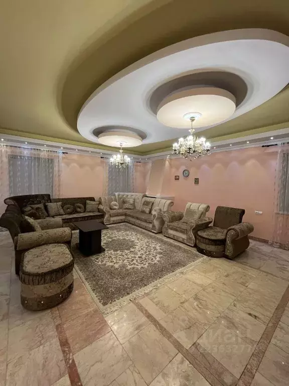 4-к кв. Астраханская область, Астрахань ул. Зои Космодемьянской, 13 ... - Фото 1