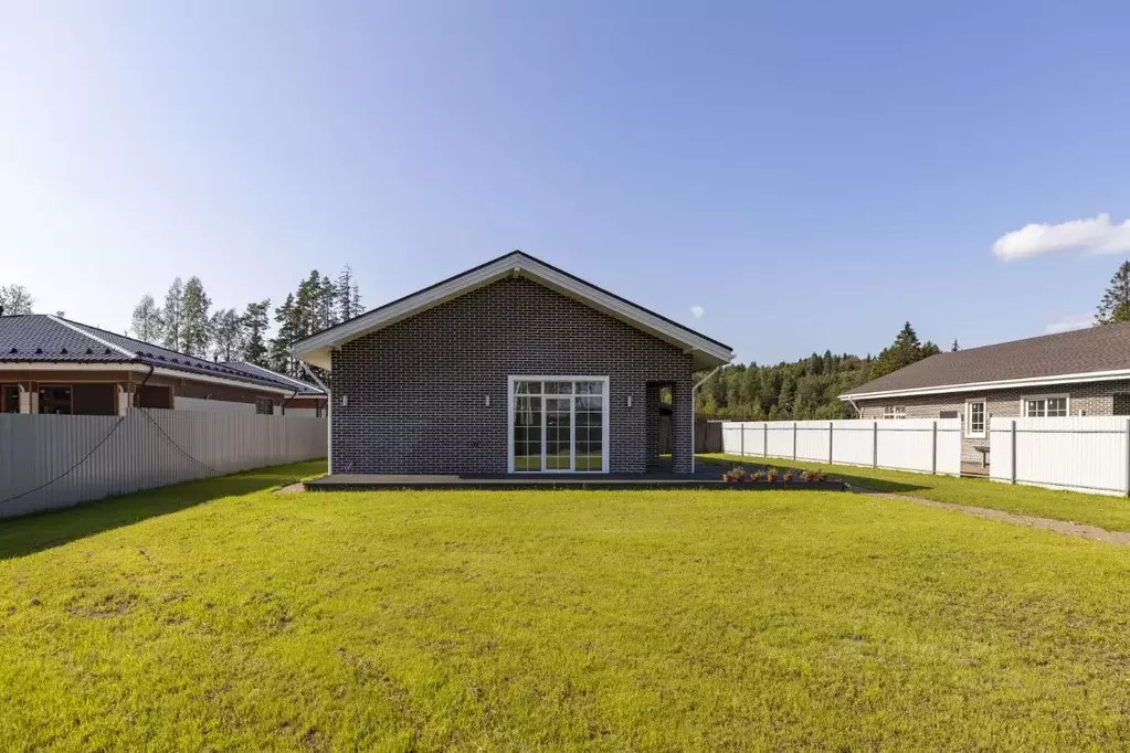 Коттедж в Ленинградская область, Всеволожский район, Бугровское ... - Фото 2