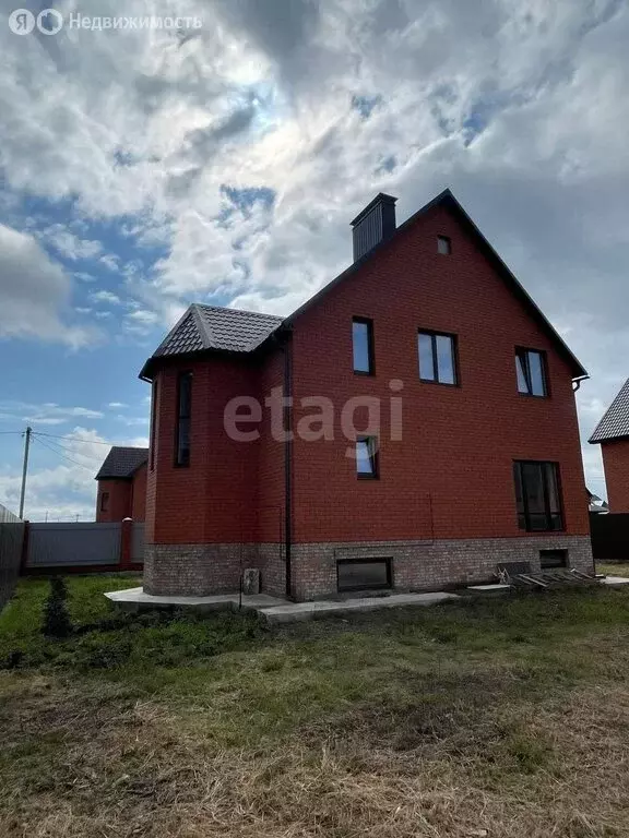 Дом в село Бессоновка, Береговая улица (246 м) - Фото 0