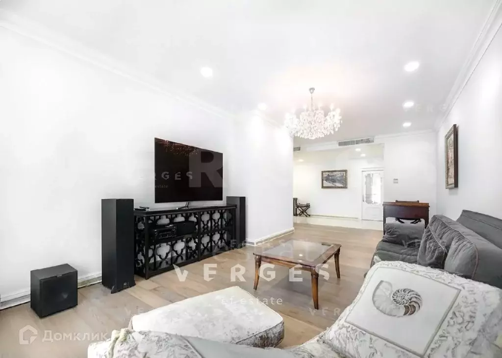 Продаётся 4-к квартира, 204 м - Фото 0