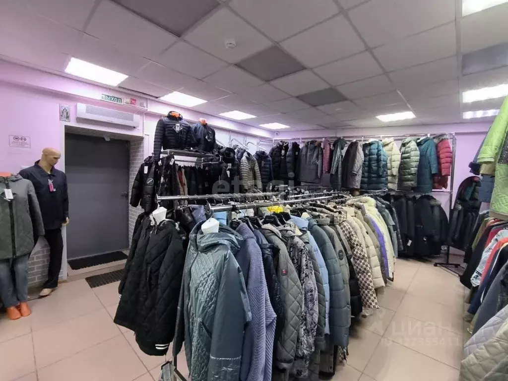 Офис в Ямало-Ненецкий АО, Тарко-Сале Пуровский район, ул. Осенняя, 9 ... - Фото 1