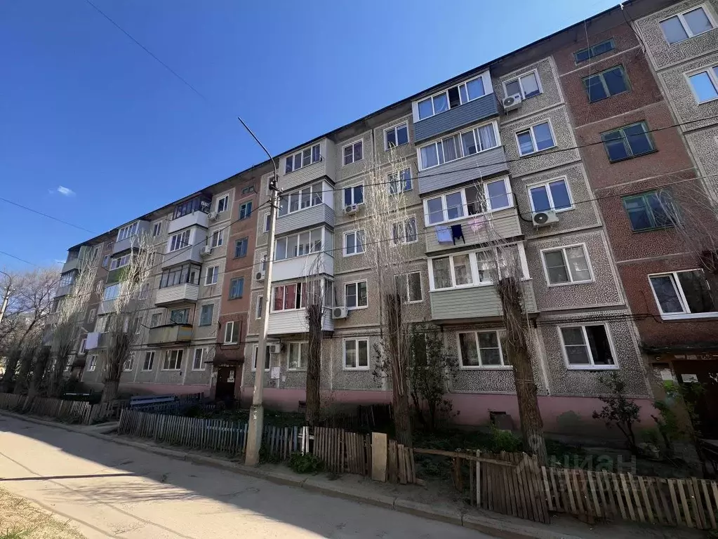 2-к кв. Волгоградская область, Камышин проезд Феоктистова, 41 (43.6 м) - Фото 0