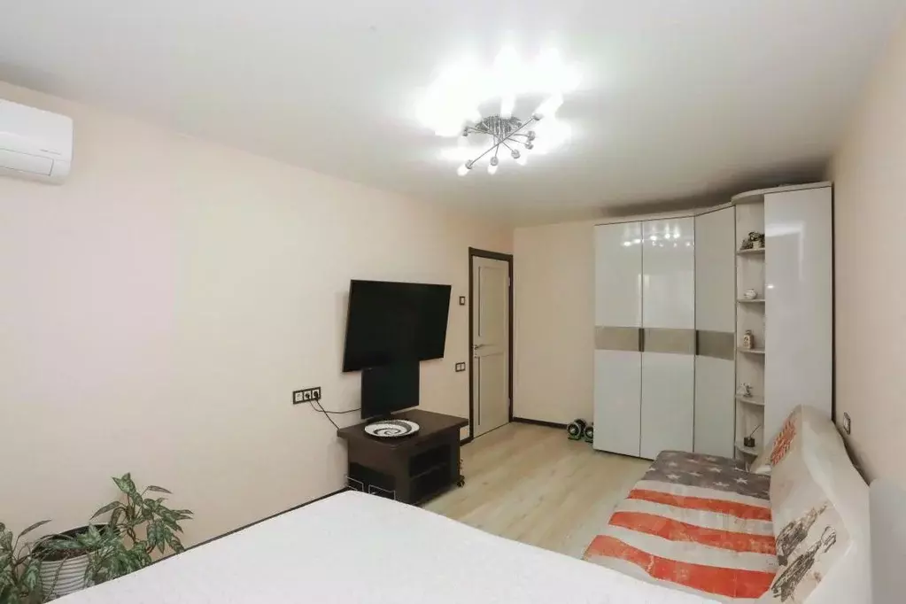 2-к кв. Иркутская область, Иркутск Первомайский мкр, 74 (43.8 м) - Фото 2