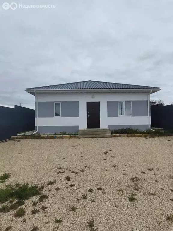 Дом в Белогорск, улица Курешчилер (74.4 м) - Фото 1