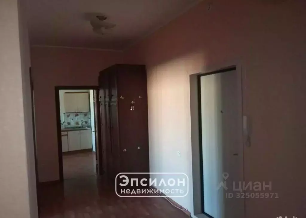 2-к кв. Курская область, Курск просп. Вячеслава Клыкова, 8 (80.1 м) - Фото 2