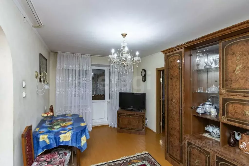 2-к кв. Тюменская область, Тюмень ул. Республики, 192 (44.0 м) - Фото 1