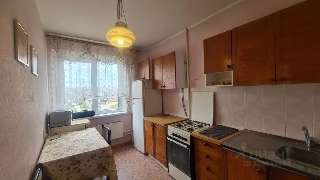 3-к кв. Волгоградская область, Волгоград Нарвская ул., 4 (64.3 м) - Фото 1