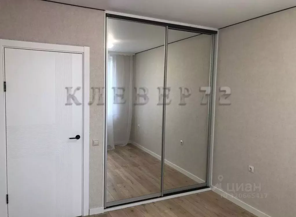 1-к кв. Тюменская область, Тюмень Харьковская ул., 72А (40.0 м) - Фото 0