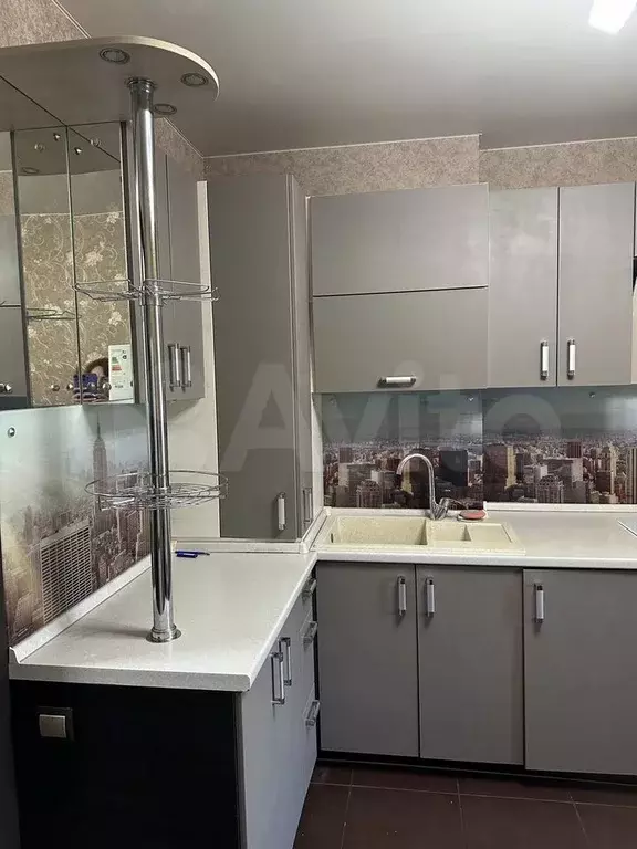 1-к. квартира, 38 м, 1/4 эт. - Фото 1
