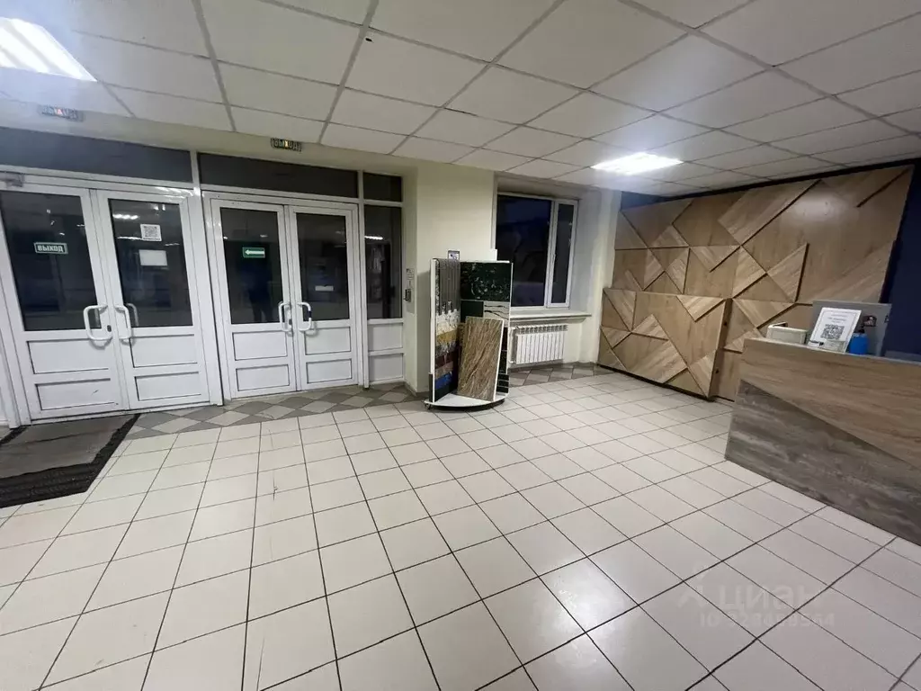 Помещение свободного назначения в Саха (Якутия), Нерюнгри ул. ... - Фото 2