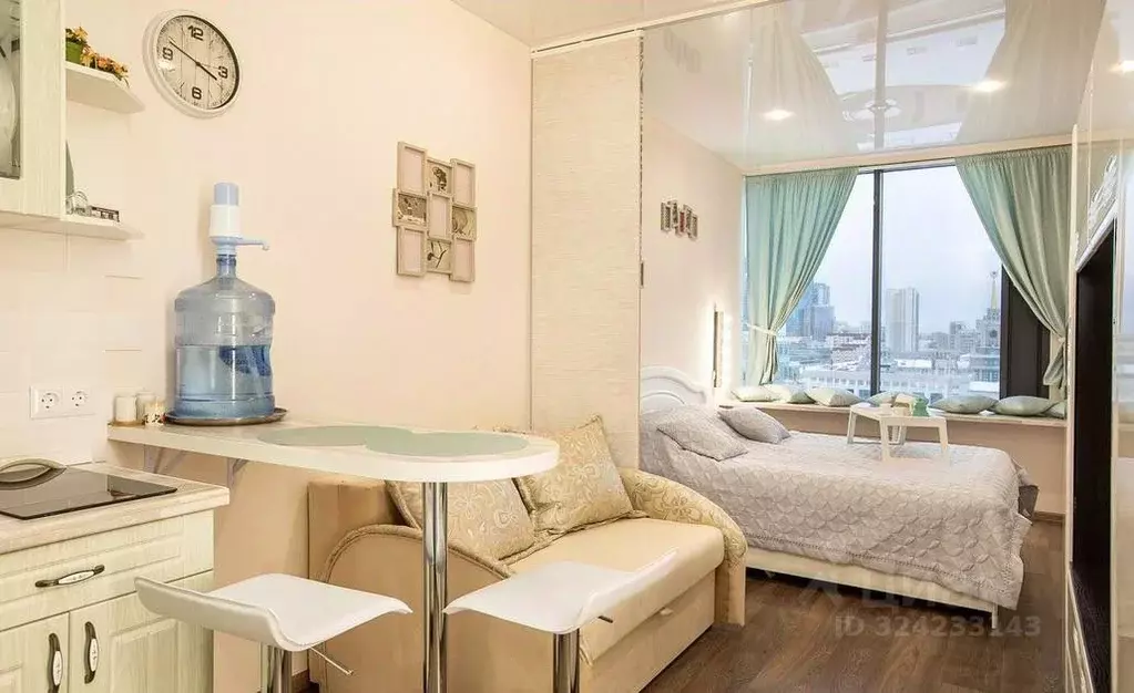 Комната Свердловская область, Екатеринбург ул. Малышева, 42 (25.0 м) - Фото 1