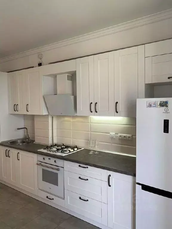 1-к кв. Крым, Евпатория просп. Ленина, 68к40 (42.9 м) - Фото 1