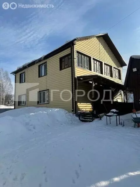 Дом в село Раздольное, Берёзовая улица, 26А (200 м) - Фото 1