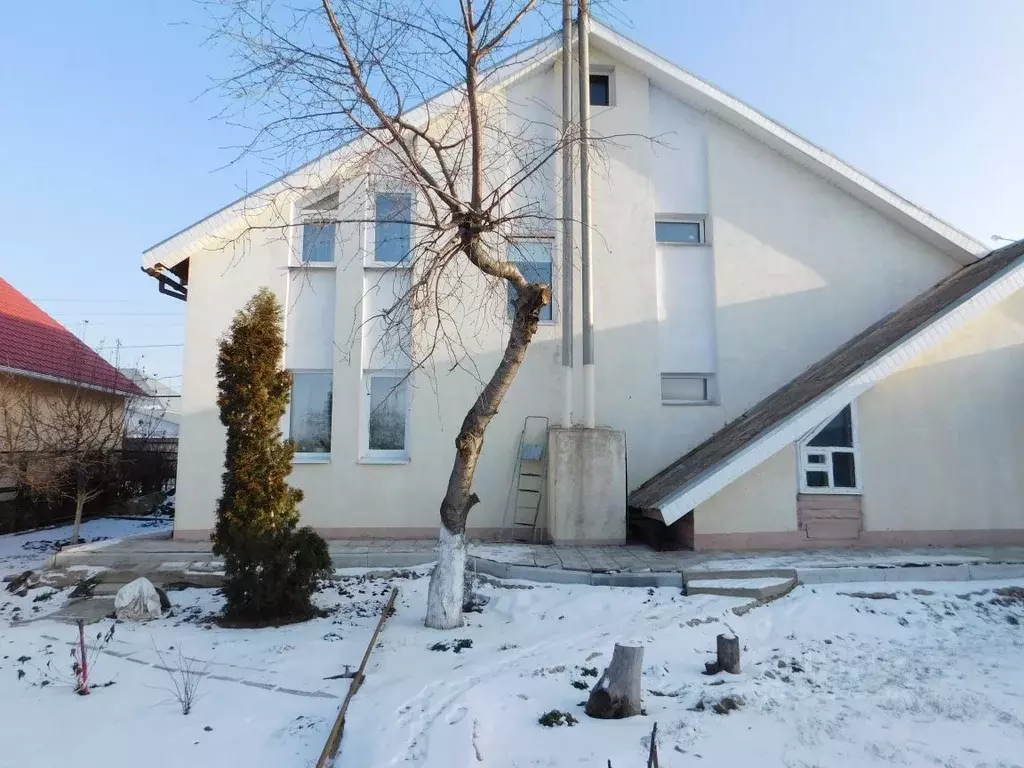 Дом в Саратовская область, Маркс 12-я линия (184 м) - Фото 0