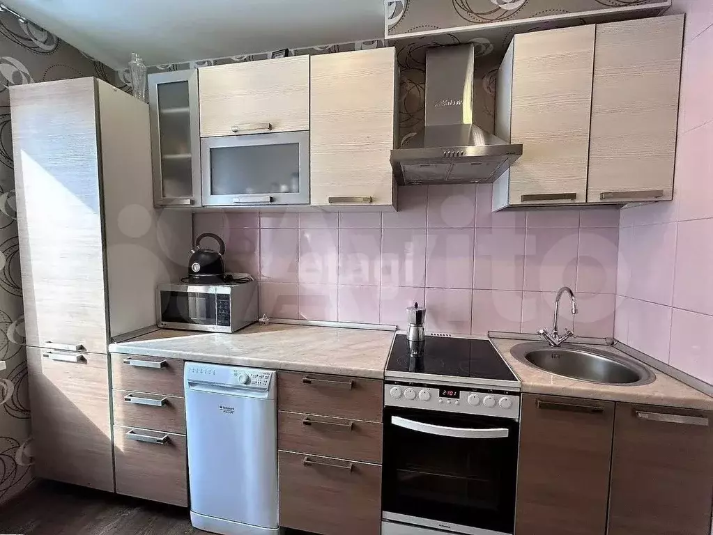 3-к. квартира, 65,1 м, 3/9 эт. - Фото 1