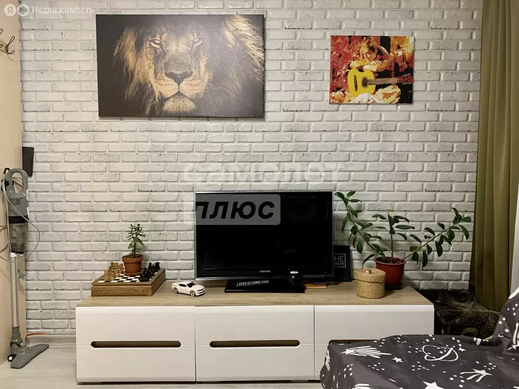 1-комнатная квартира: Казань, улица Короленко, 40 (18 м) - Фото 1