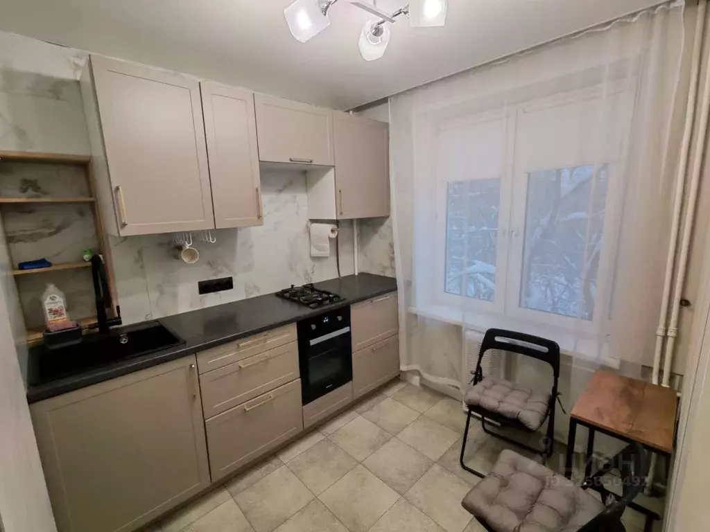 2-к кв. Москва ул. Уткина, 38 (44.9 м) - Фото 1