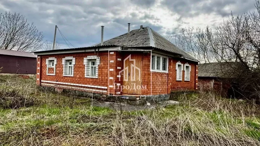 Дом в Белгородская область, Старооскольский городской округ, с. ... - Фото 1