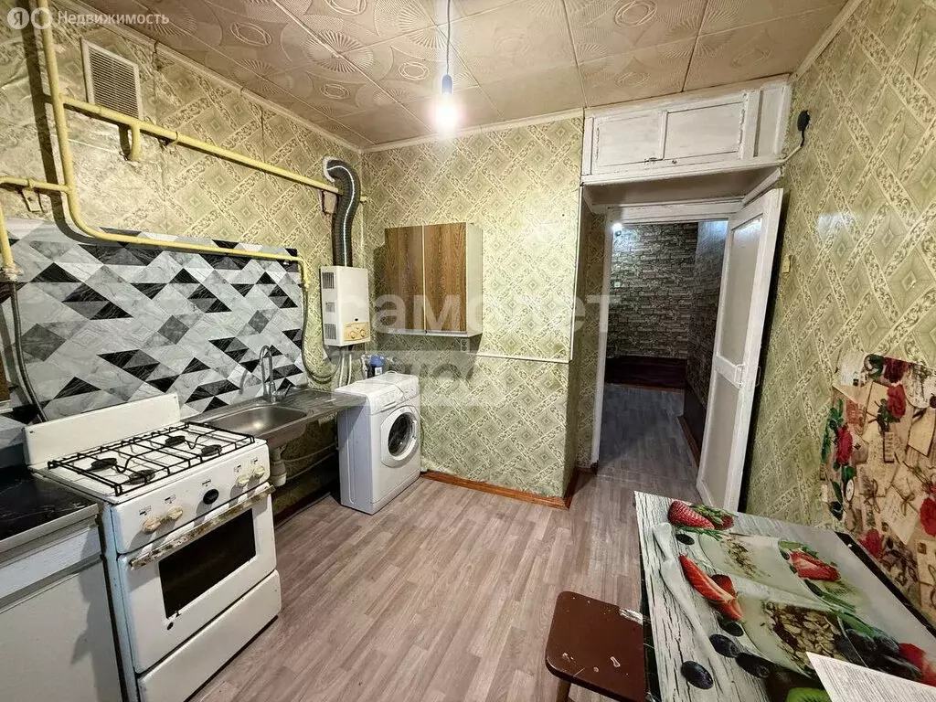 1-комнатная квартира: село Саметь, улица П.А. Малининой, 10 (42.3 м) - Фото 1