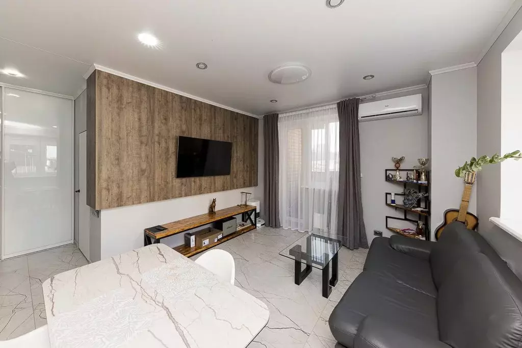 Продаётся 2-к квартира, 63.9 м - Фото 1